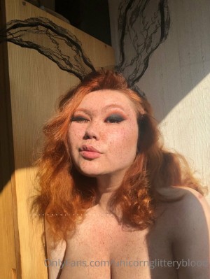 Unicornglitteryblood Photo #137