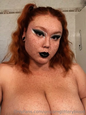 Unicornglitteryblood Photo #142