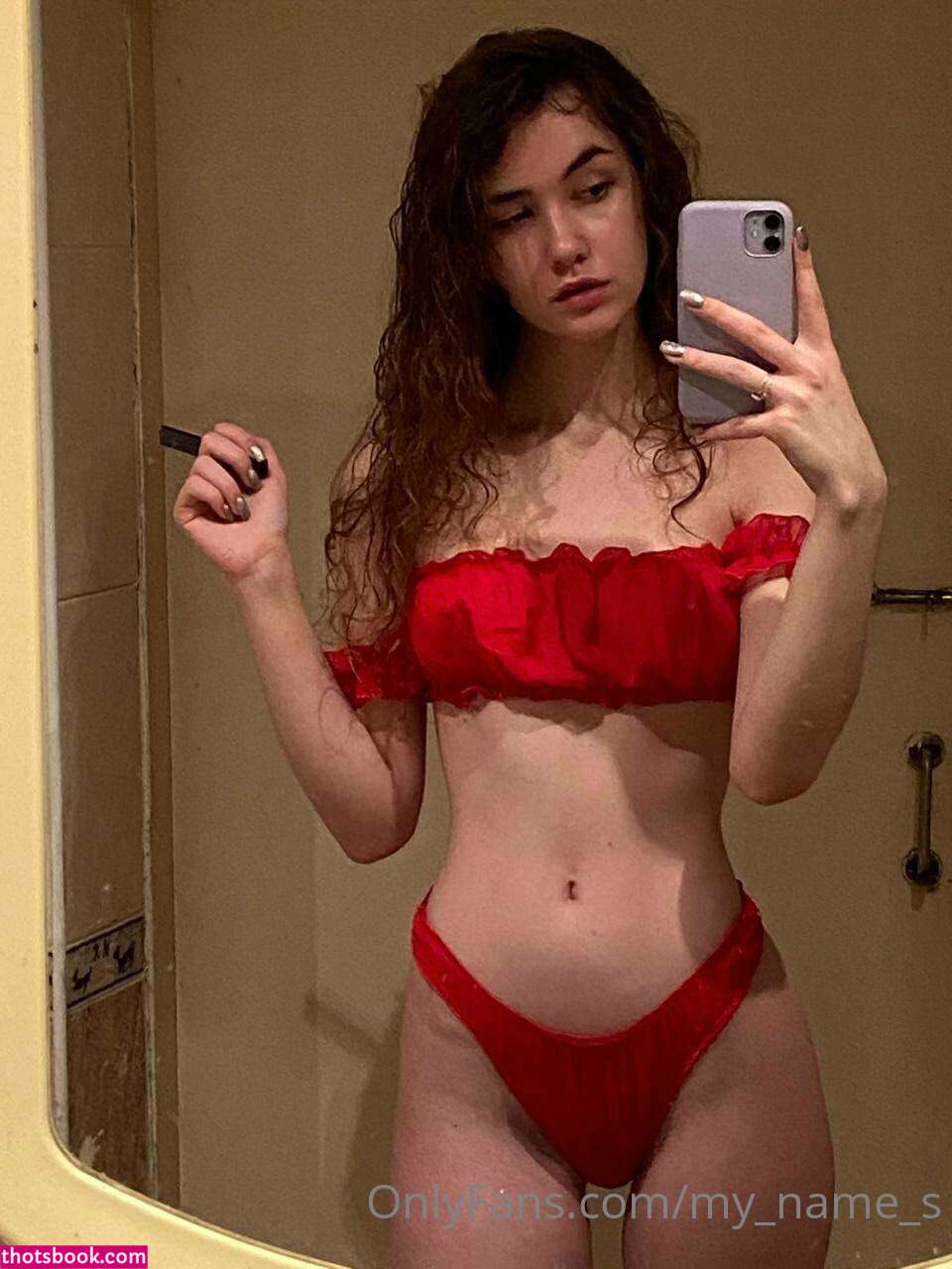 petitesofi Photo #16