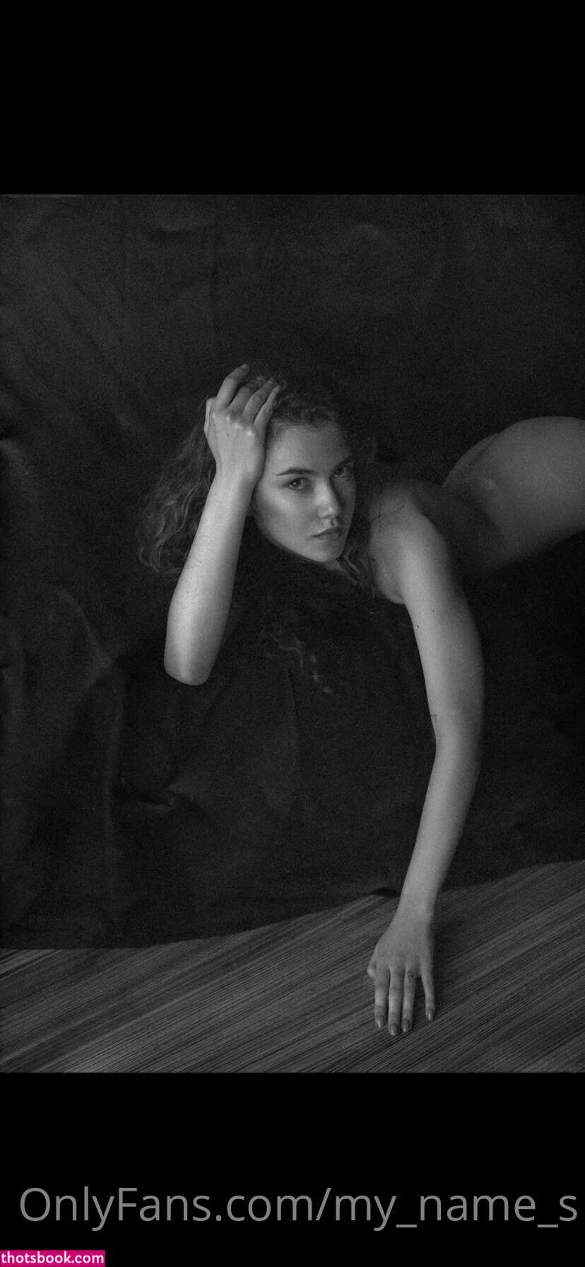 petitesofi Photo #32