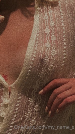 petitesofi Photo #45