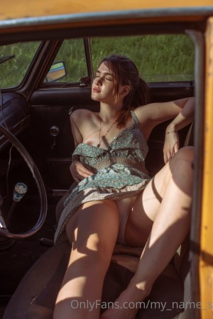 petitesofi Photo #61