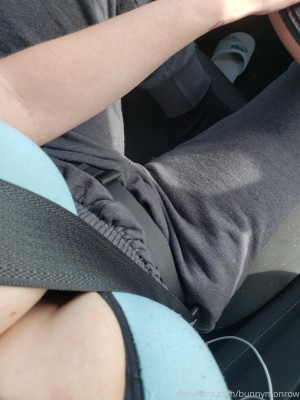 Bunnymonrow Photo #14