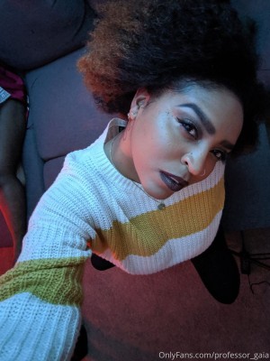 Professor Gaia Photo #17