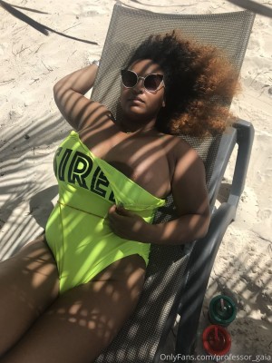 Professor Gaia Photo #57