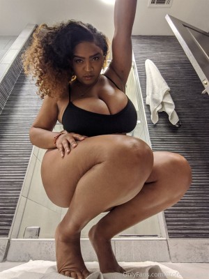 Professor Gaia Photo #60