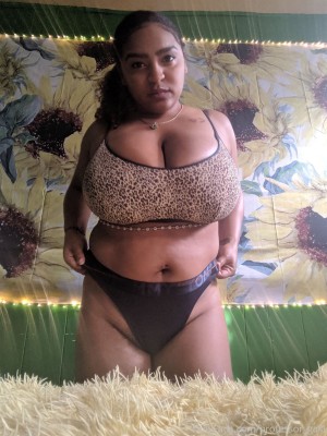 Professor Gaia Photo #105