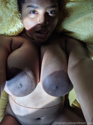 Professor Gaia Photo #120