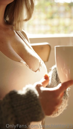 peachletter23 Photo #70