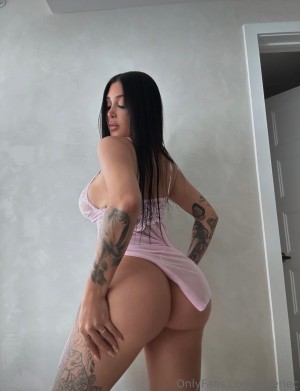 Valerie Cossette Photo #11