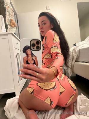 Serena Becker Photo #332