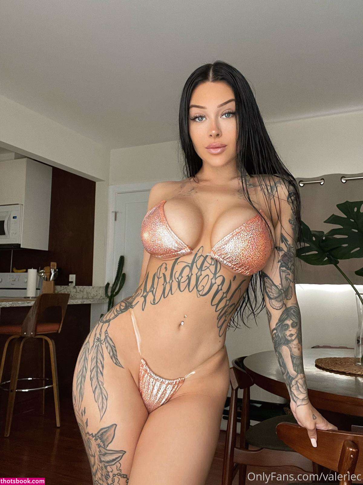 Valerie Cossette Photo #126