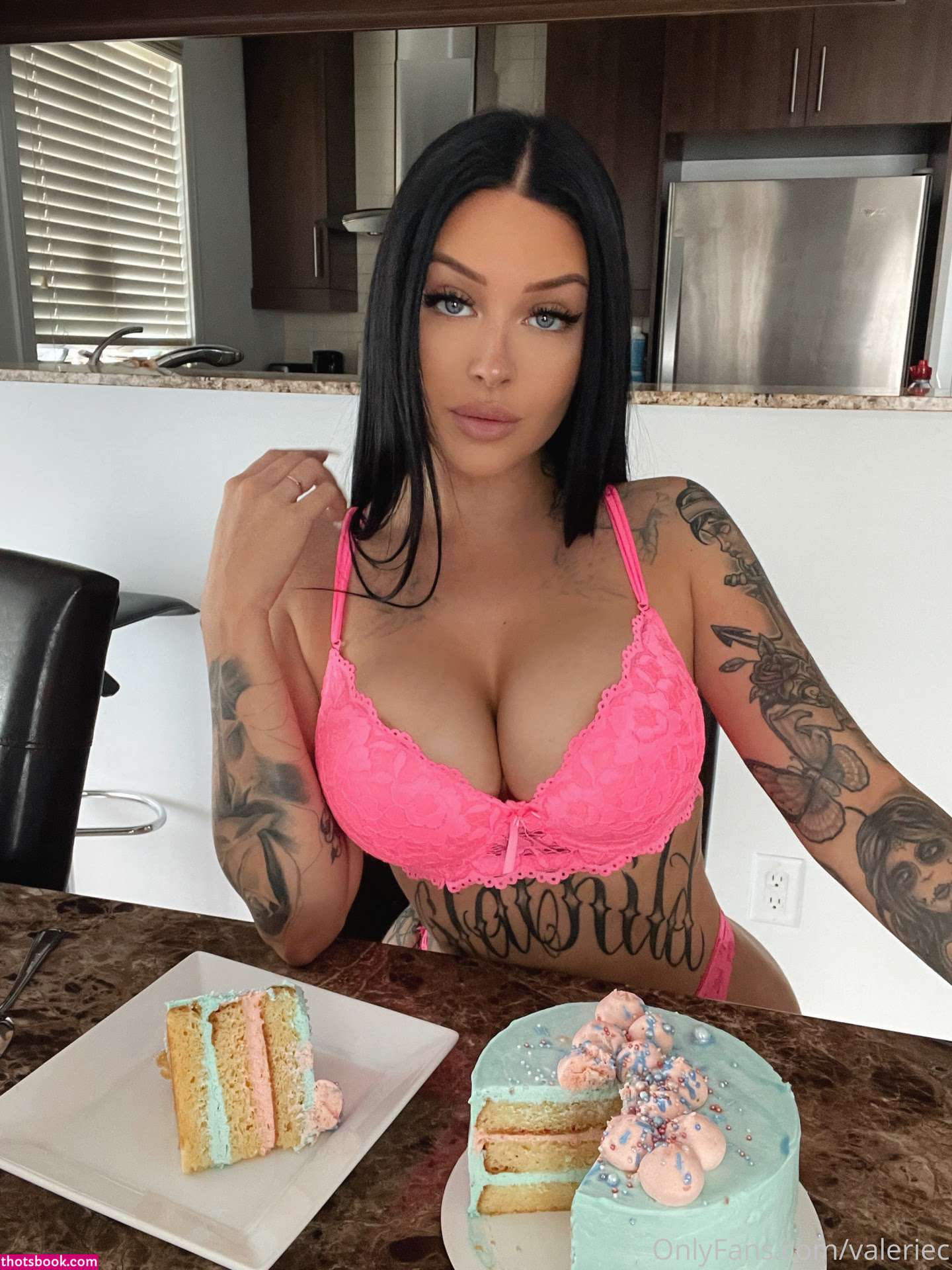 Valerie Cossette Photo #187