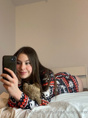 Anna Carter Photo #76