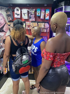 Professor Gaia Photo #150