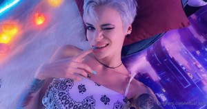 Virtual Lady Photo #119