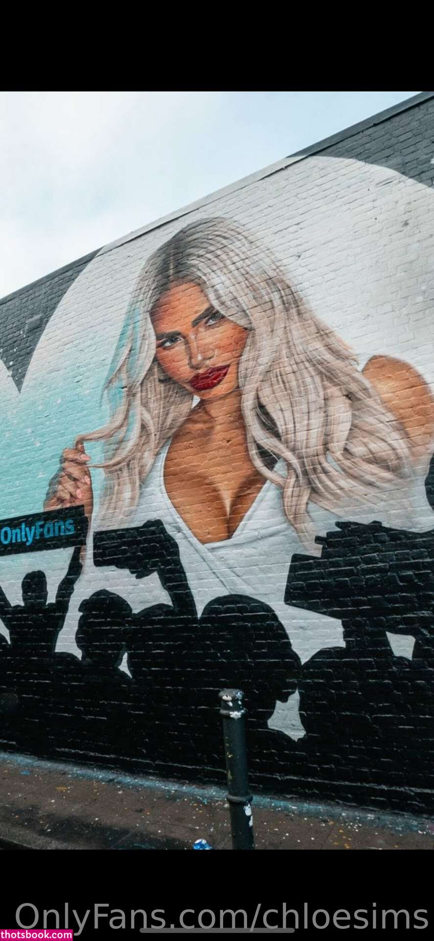 Chloe Sims Photo #22