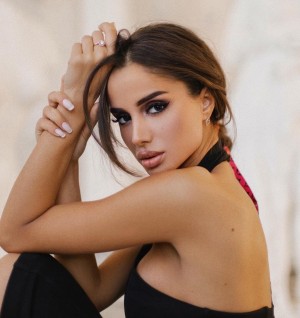 Anibas Aveaga Photo #11