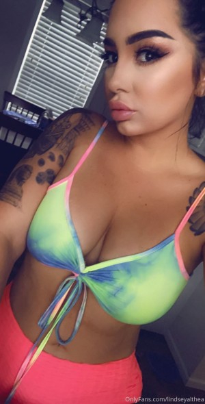 lindseyalthea Photo #2