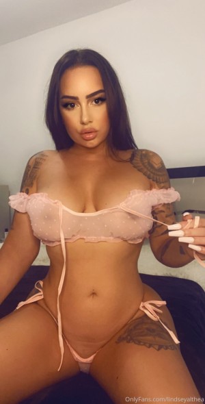 lindseyalthea Photo #25