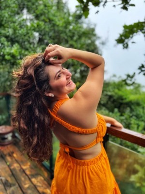 Shivaleeka Oberoi Photo #2