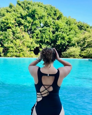 Shivaleeka Oberoi Photo #9