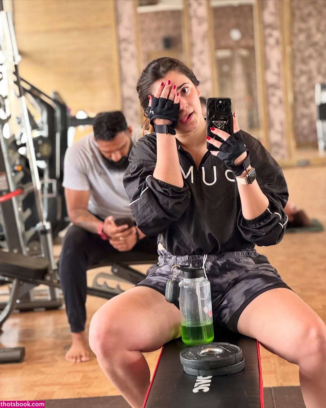 Shivaleeka Oberoi Photo #15