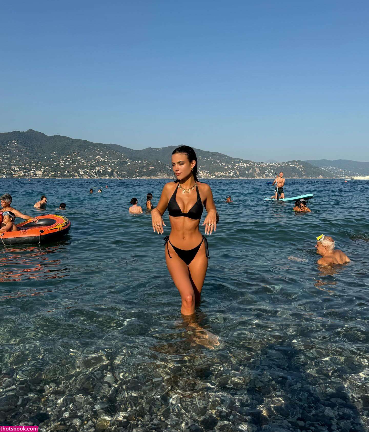 Ella Mendelsohn Photo #51