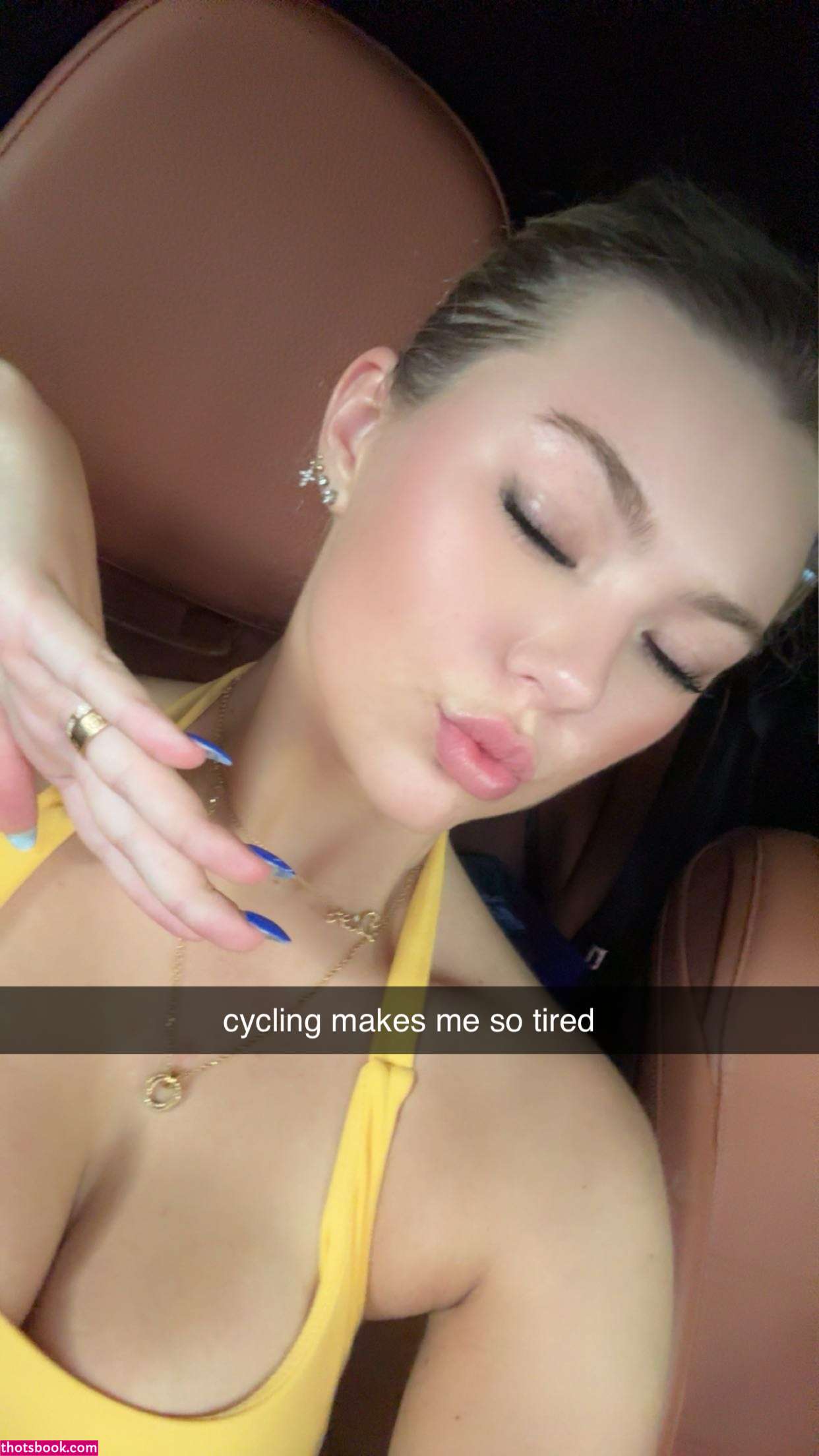 Hailey Sigmond Photo #40