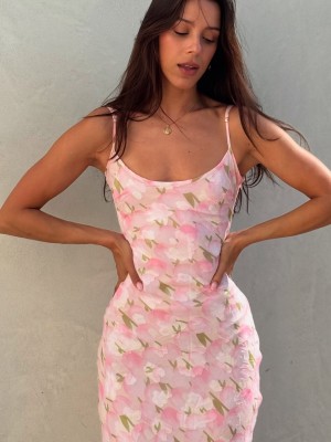 Izzybizzyspider Photo #24