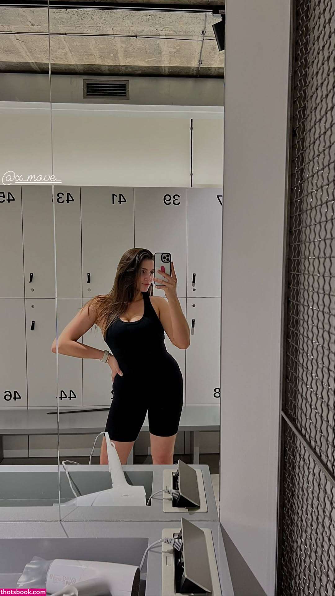 Julia Psuik Photo #20