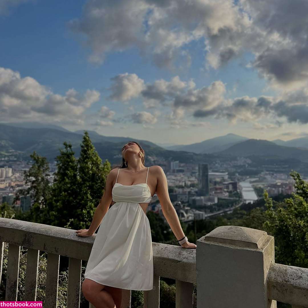 Julia Psuik Photo #46