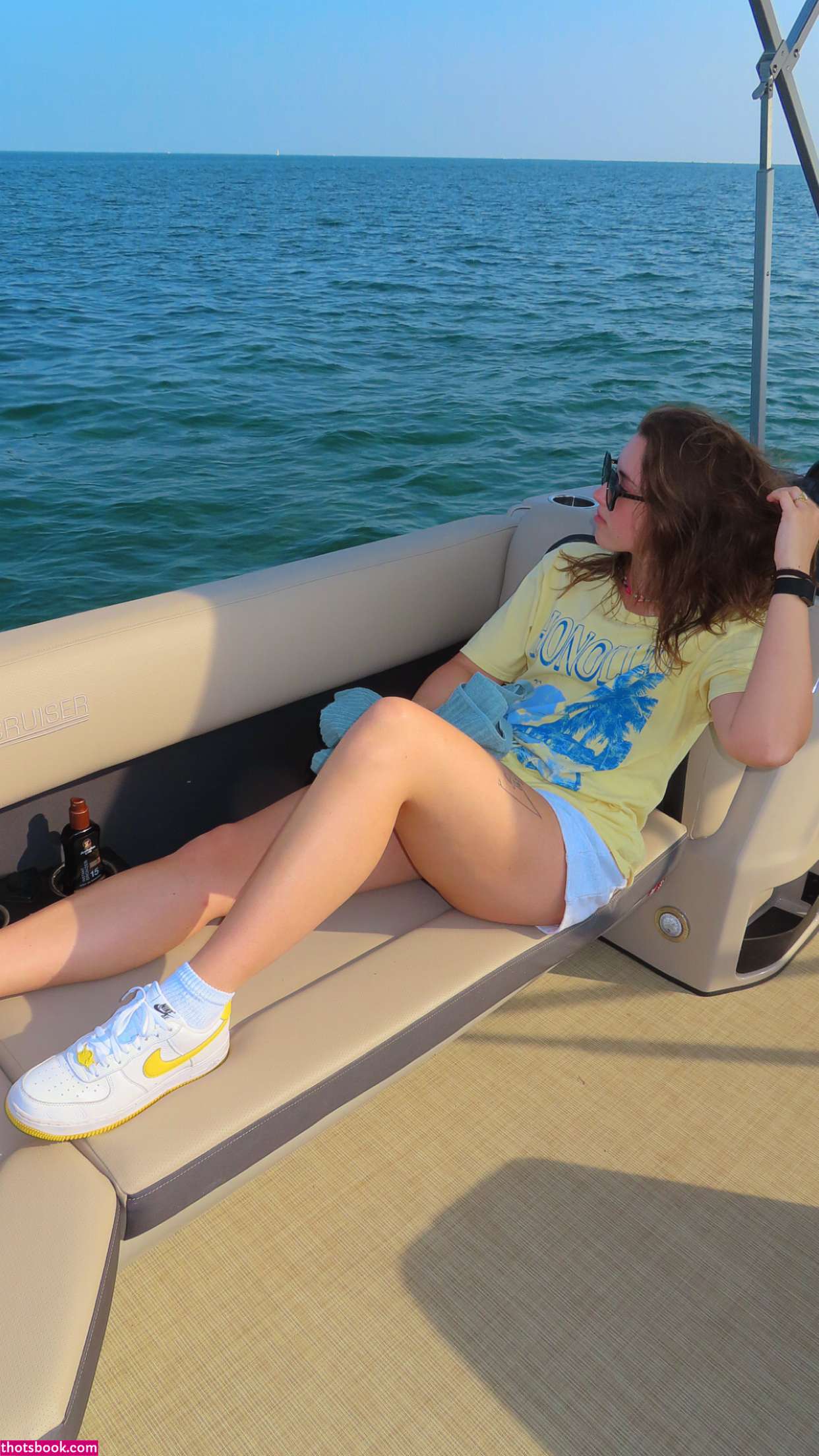 Pineapplebrat Photo #284