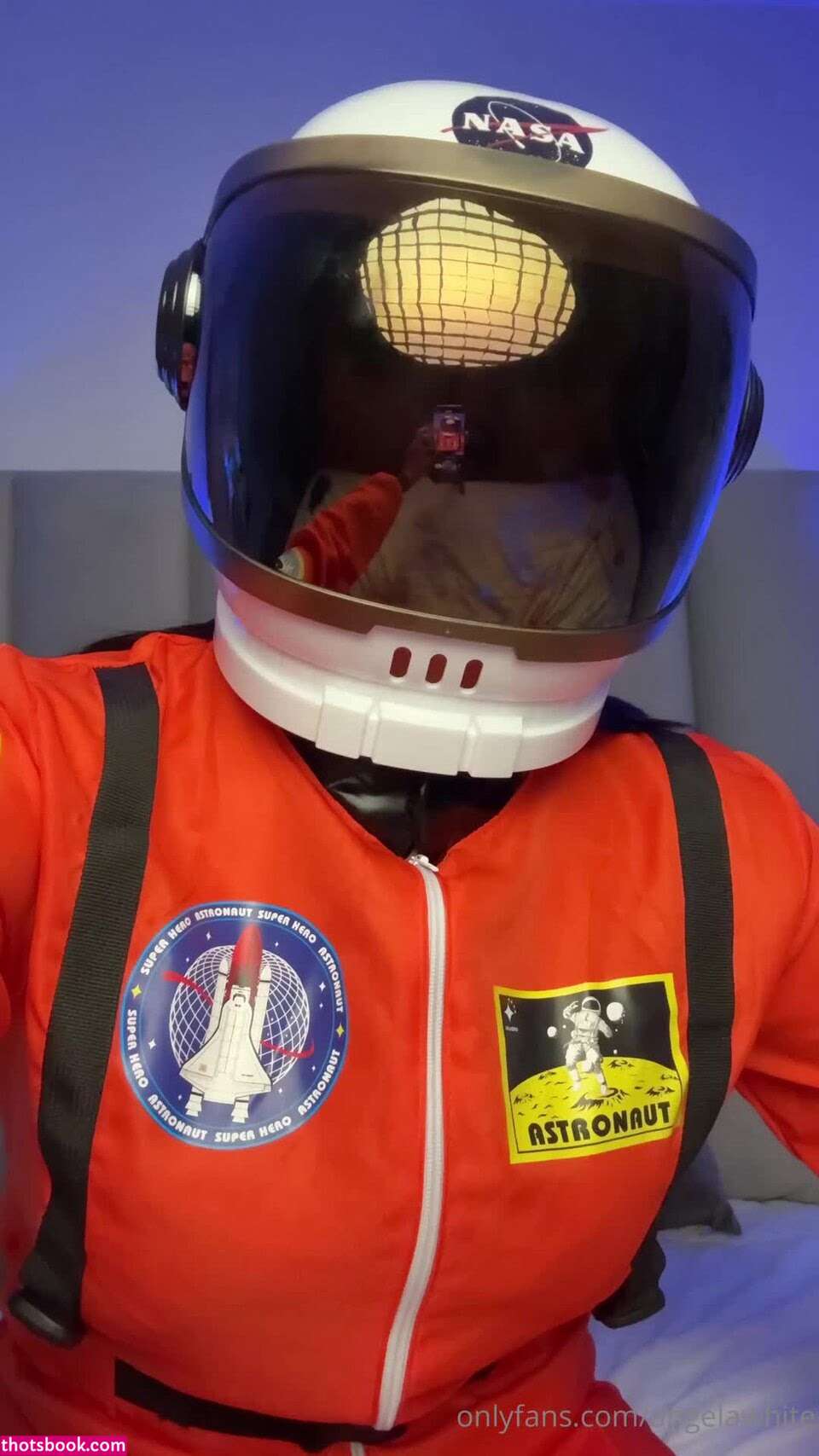 Angela White Photo #687