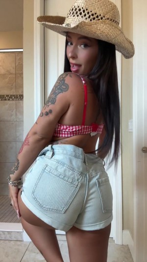 Danielle Cohn Photo #204