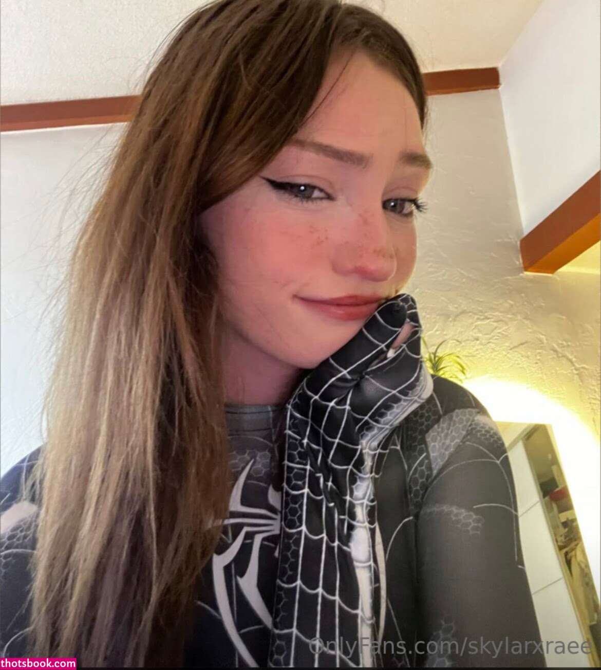 Lacy Lotus Photo #163