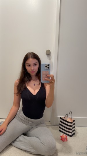 Sophie Mudd Photo #1250