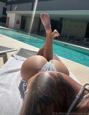 Valerie Cossette Post #35