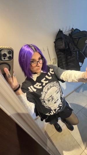 Darkdeepviolet Photo #11