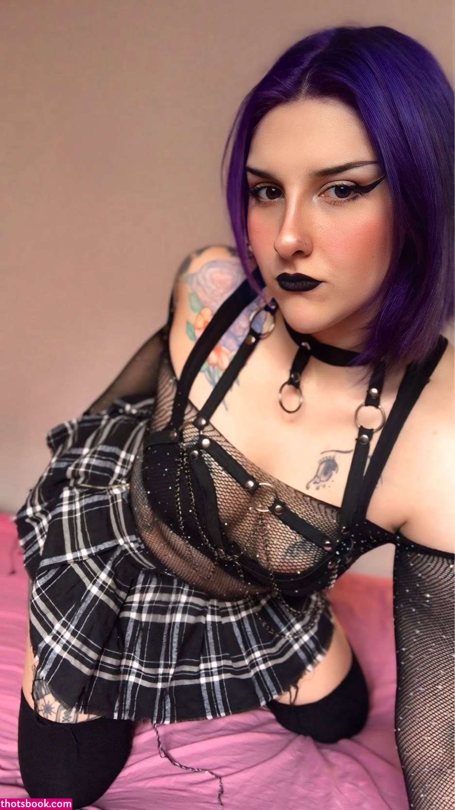 Darkdeepviolet Photo #43