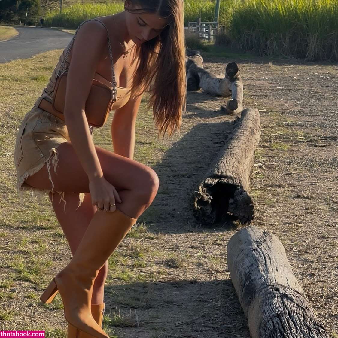 Chloe Campbell Photo #65