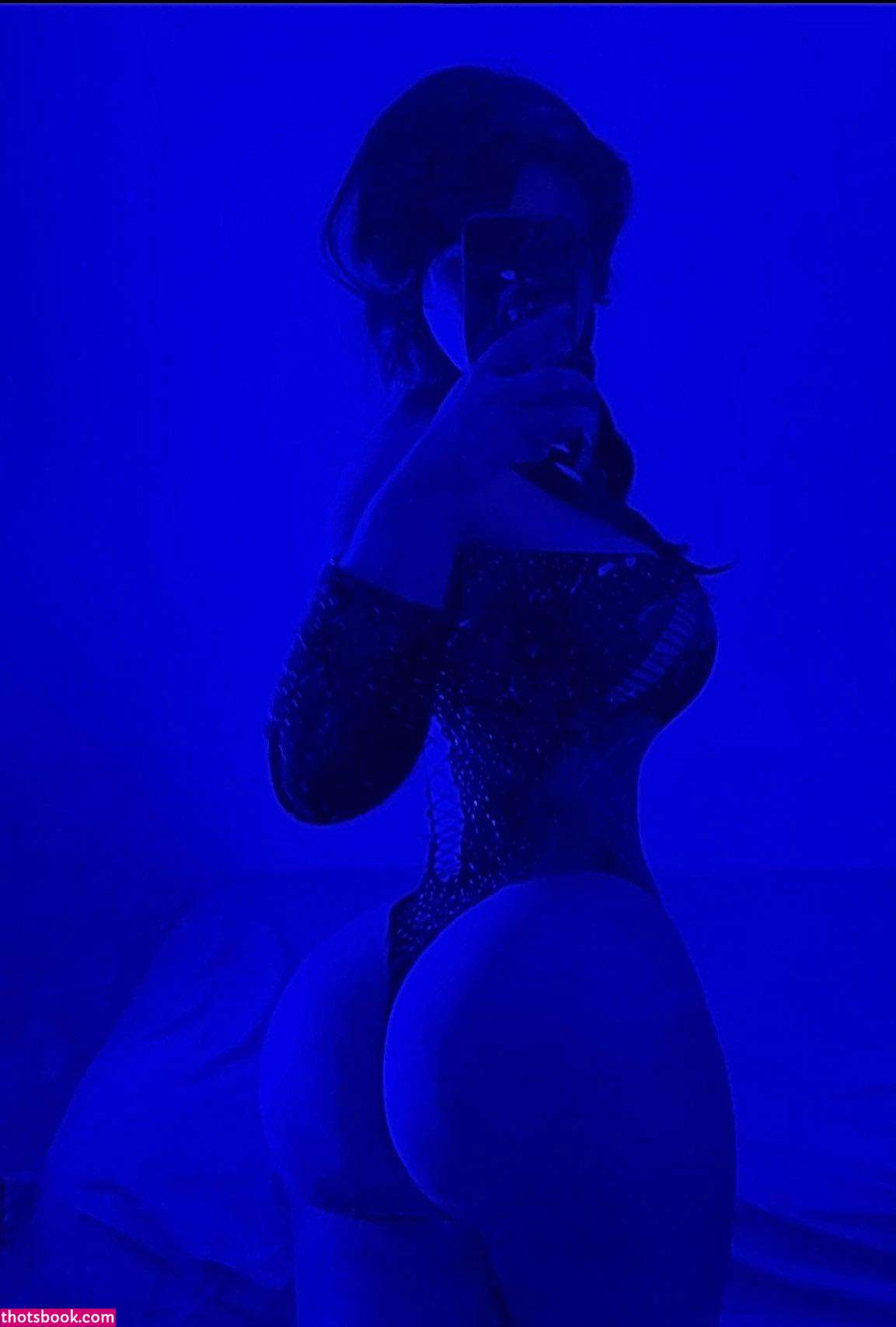 Genesiscruzsisi Photo #13