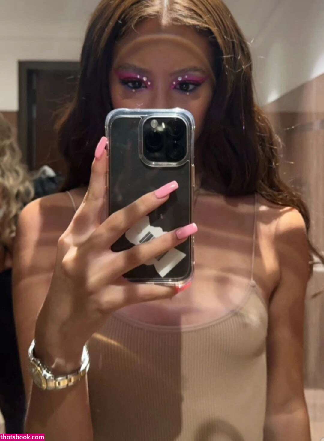 Alessandra Liu Photo #131