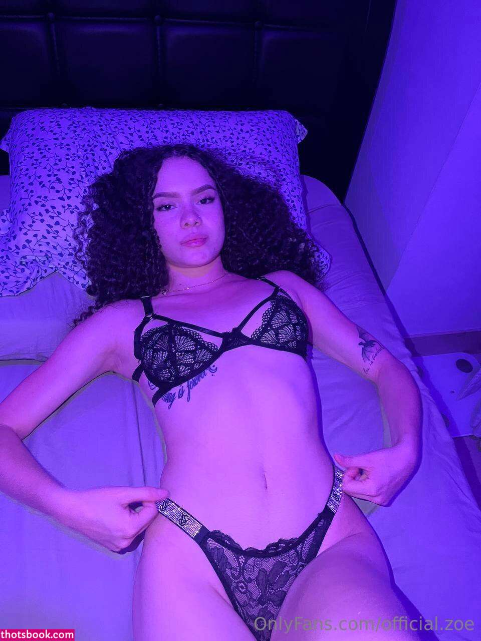 Official Zoe Photo #12