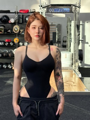 Hitomi Songyuxin Photo #69