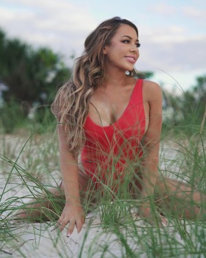 Jenni Neidhart Photo #75