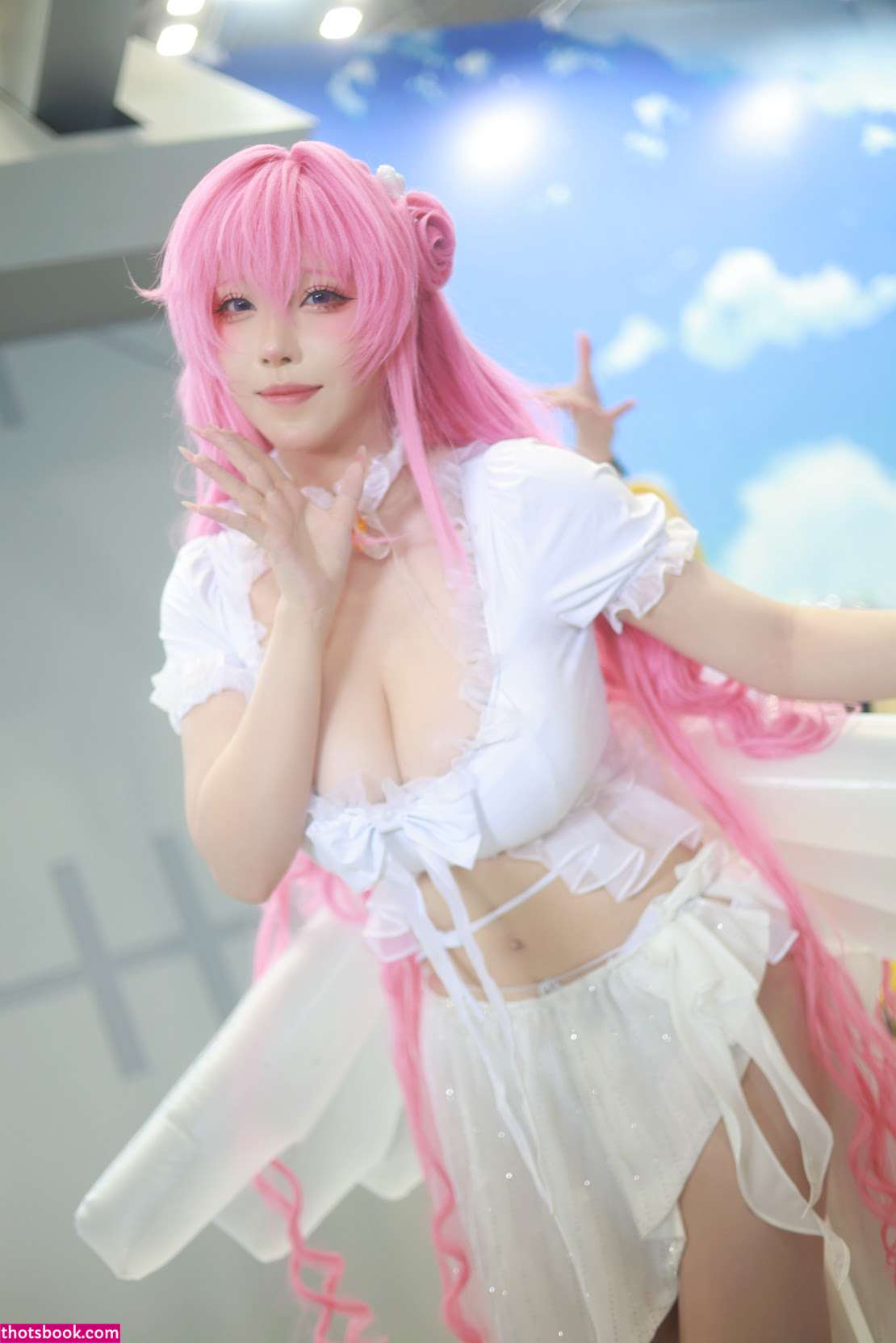 Takomayuyi Photo #182