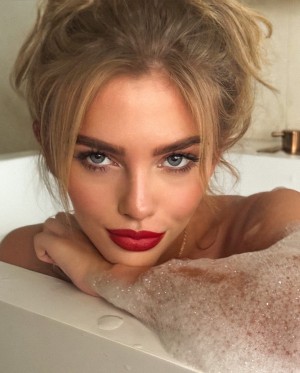 Alexa Breit Photo #176