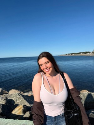 Jazmine Singing Photo #237