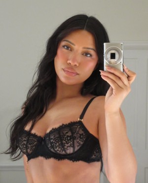Julia Kelly Photo #96